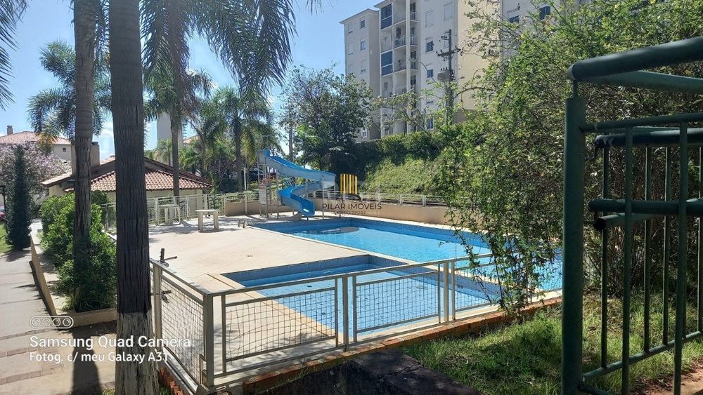 Apartamento com 03 dormitórios (01 suíte), 01 vaga no bairro Morro Santana