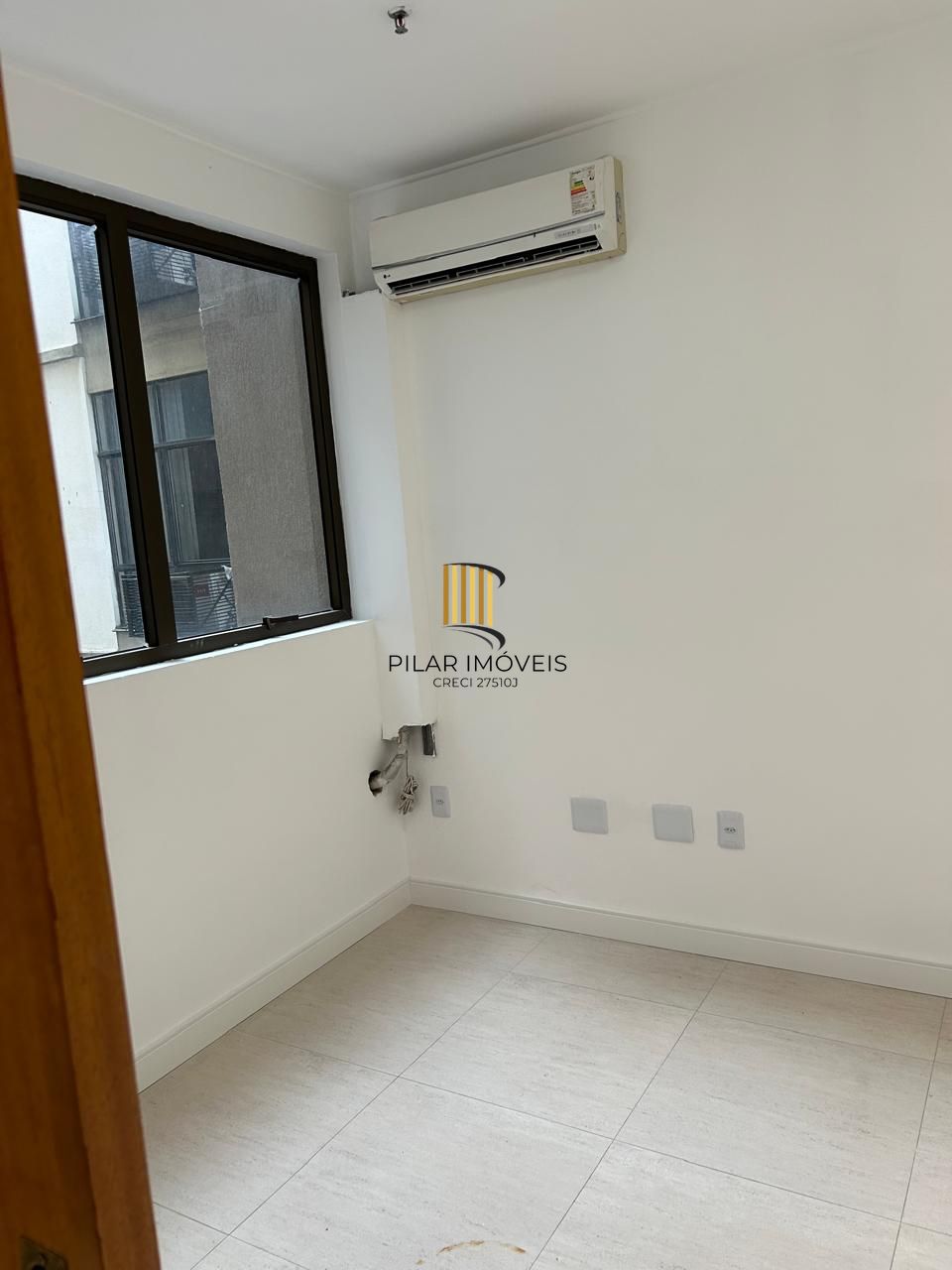 Conjunto/Sala Comercial no Bairro Bom Fim em Porto Alegre/RS