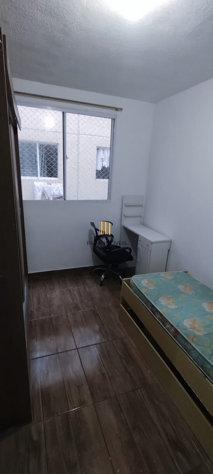 Apartamento com 02 quartos e 01 vaga no Bairro Sarandi
