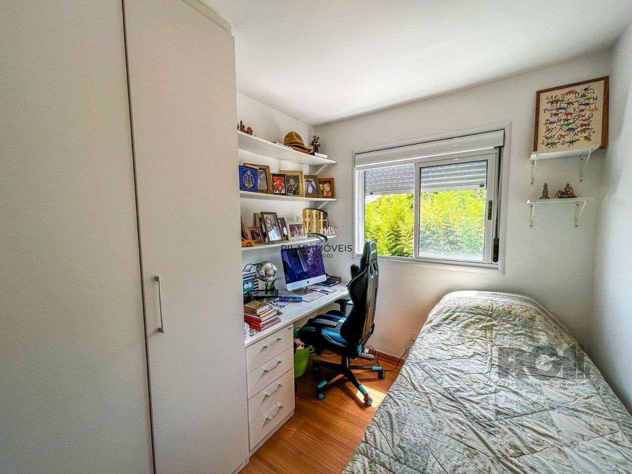 Apartamento de 02 dormitórios no Bairro Tristeza em Porto Alegre/RS