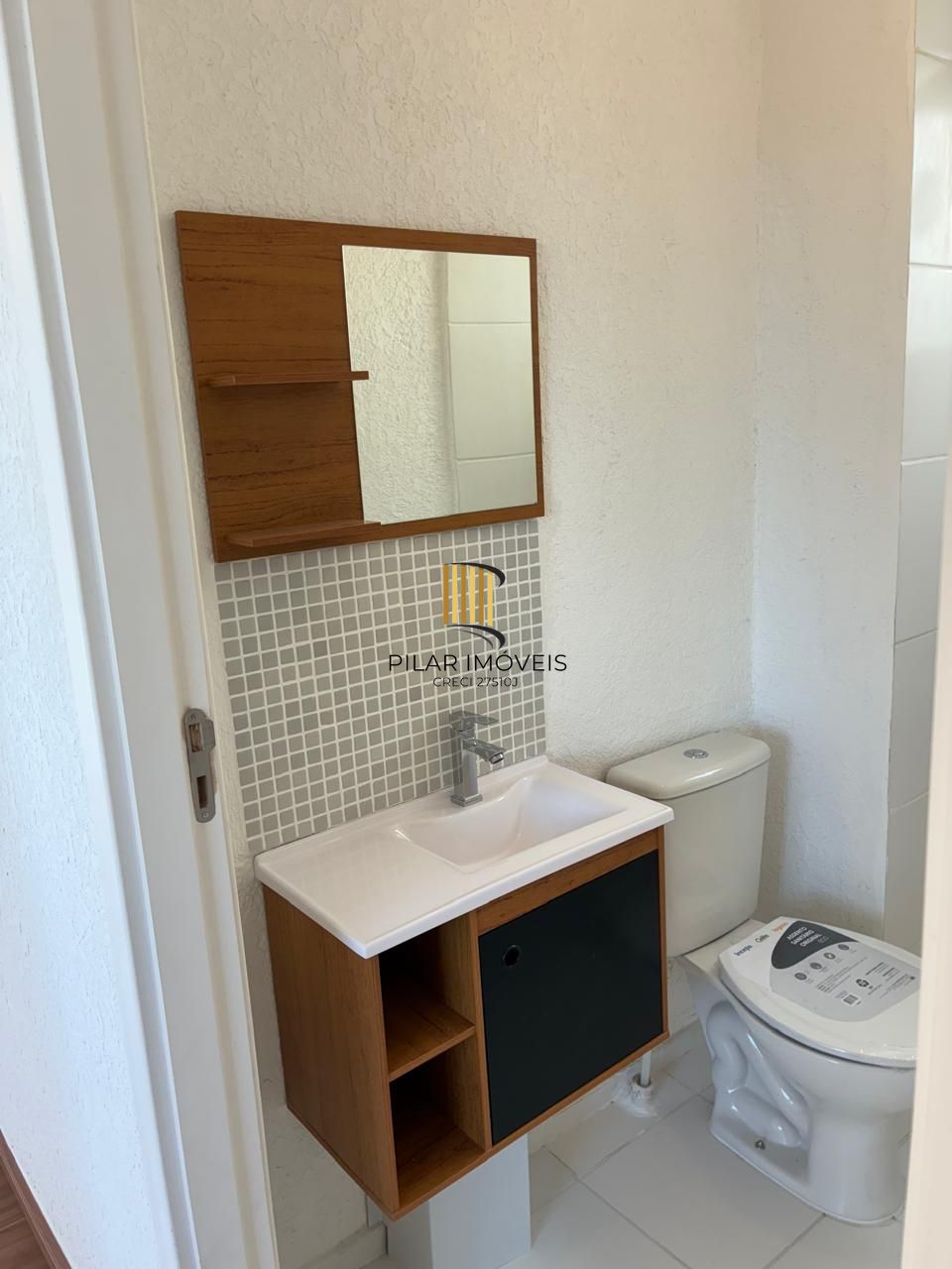 Apartamento Novo com 02 quartos no Bairro Rubem Berta, Nunca Habitado