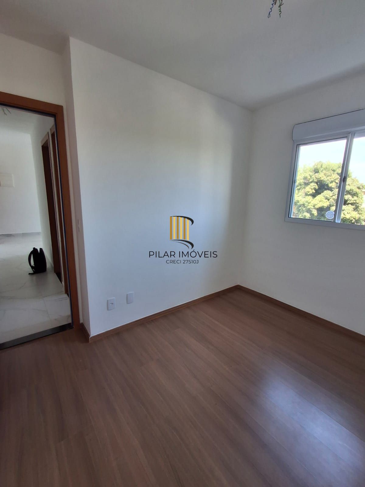 Apartamento de 2 dormitórios com suíte e 1 vaga escriturada !