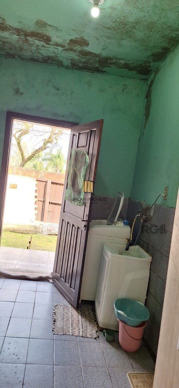 Casa 4 Dormitório(s) Bairro Serraria