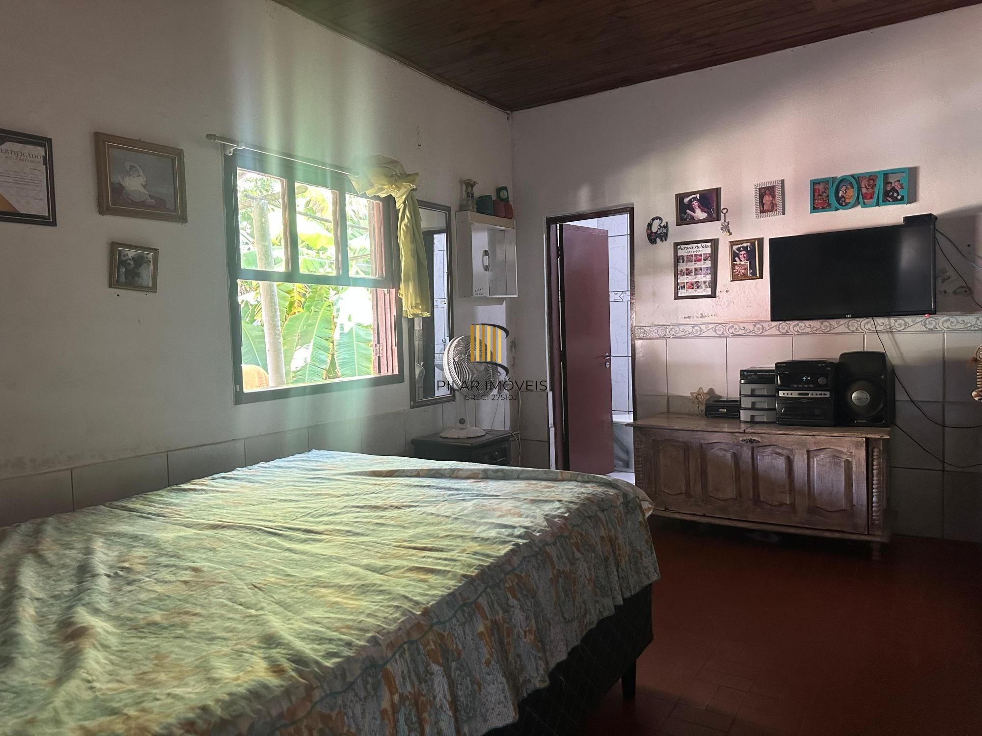 Casa com 2 dormitórios suítes no bairro Lageado, em área rural de Porto Alegre