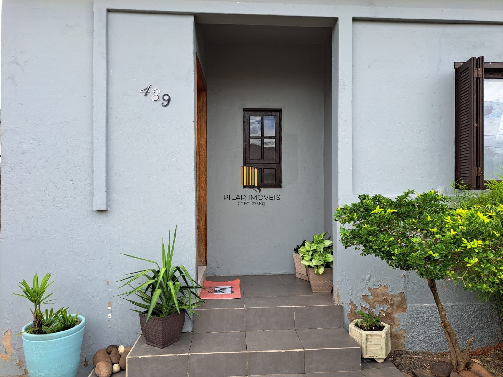Casa com 02 quartos (01 suíte), 03 vagas no Bairro Sarandi em Porto Alegre