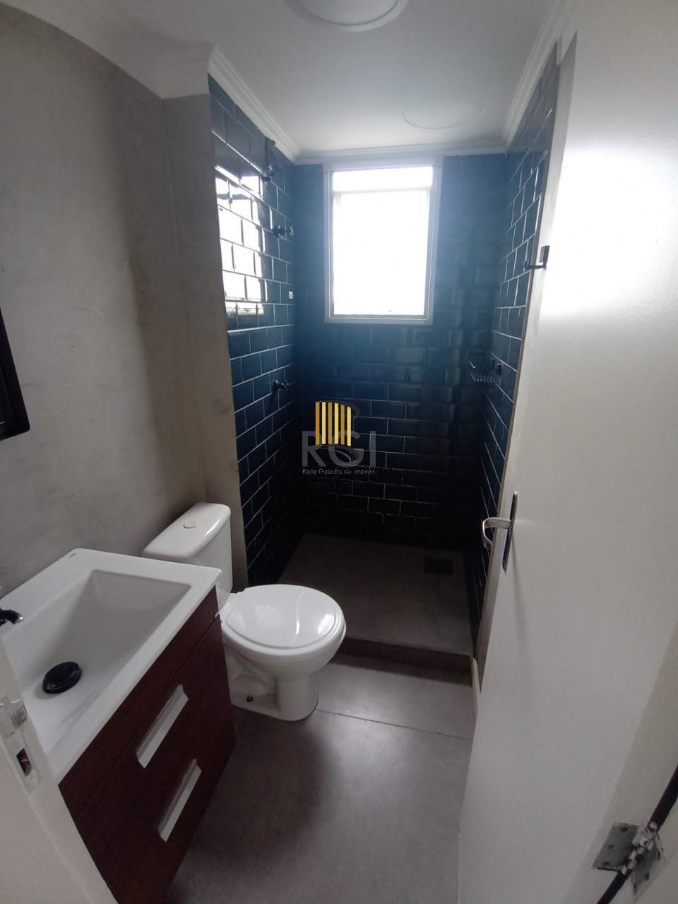 Apartamento para Venda - 45.81m², 2 dormitórios, 1 vaga - Agronomia, Porto Alegre