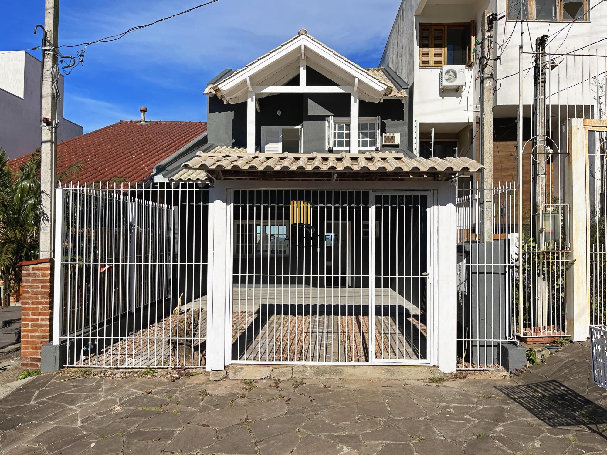 Casa 3 dormitórios no bairro Aberta dos Morros