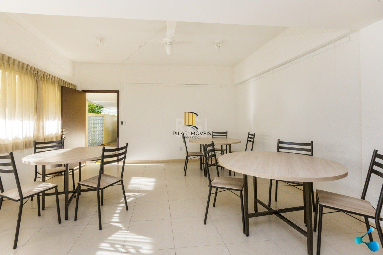Apartamento 02 dormitórios No Bairro Tristeza em Porto Alegre/RS