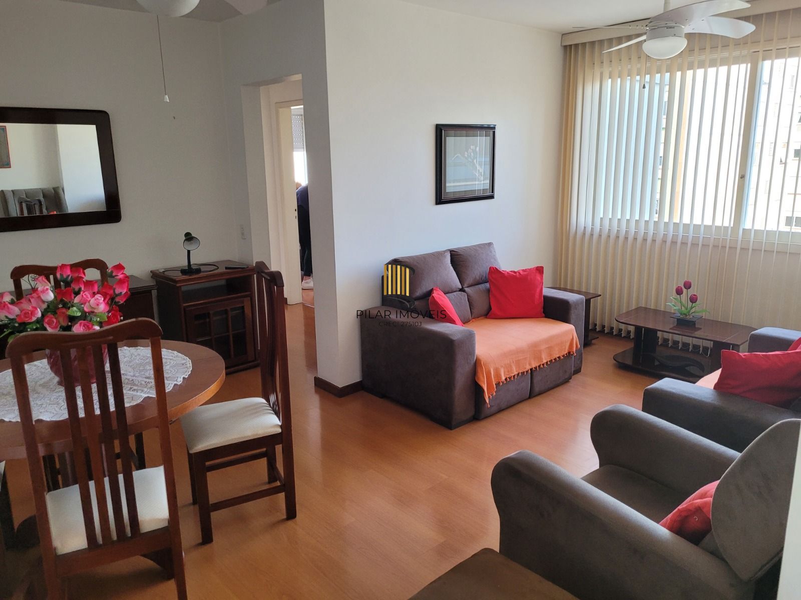 Apartamento com 02 quartos, 02 banheiros e 01 vaga no Centro Histórico