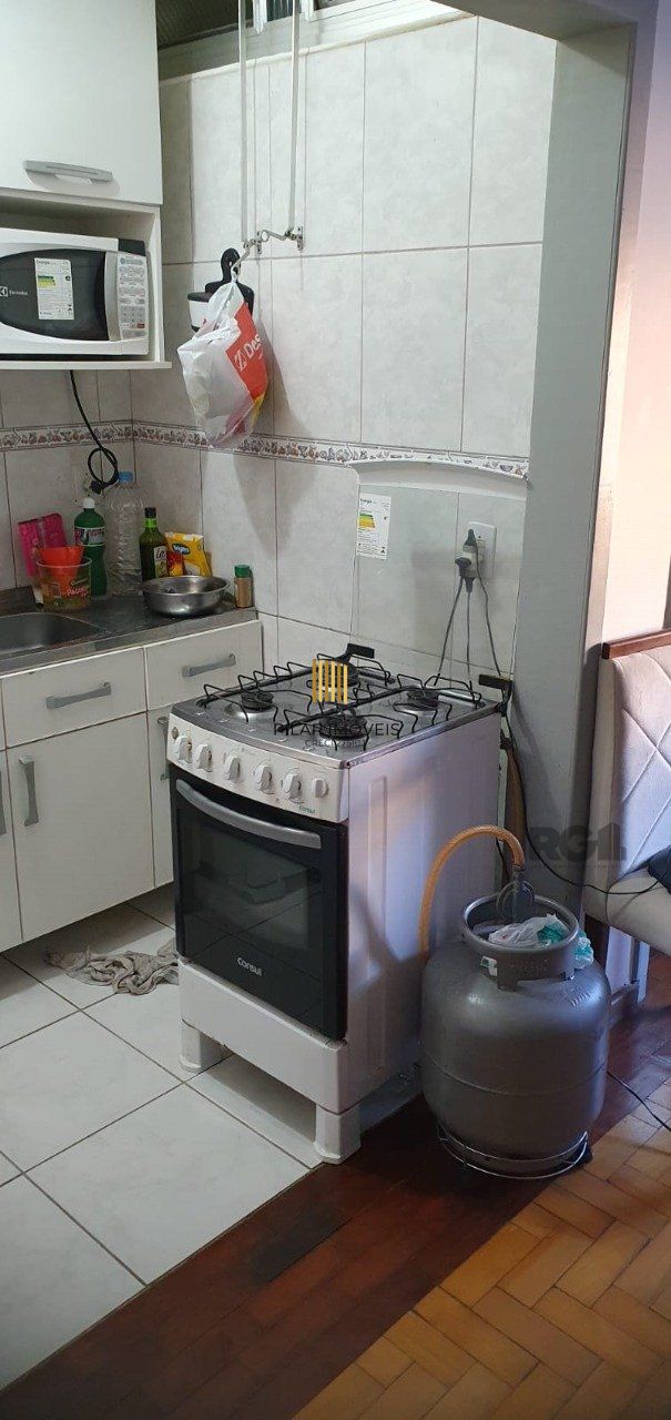 Kitnet 1 dormitório no bairro Farroupilha