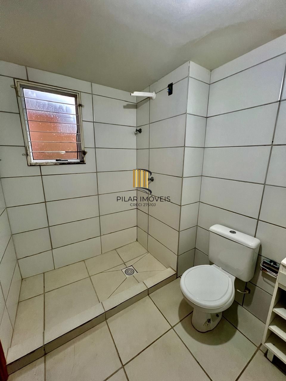 Apartamento Térreo com 02 Quartos.