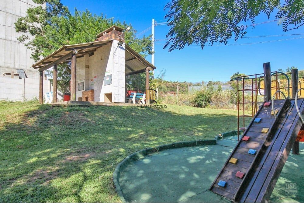 Apartamento a venda com dois dormitórios e uma vaga