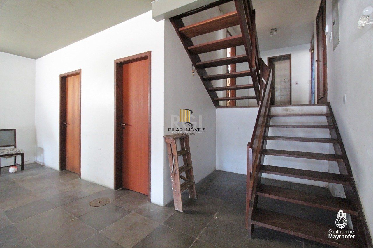 Casa para Venda - 526.64m², 4 dormitórios, sendo 2 suites, 4 vagas - Teresópolis