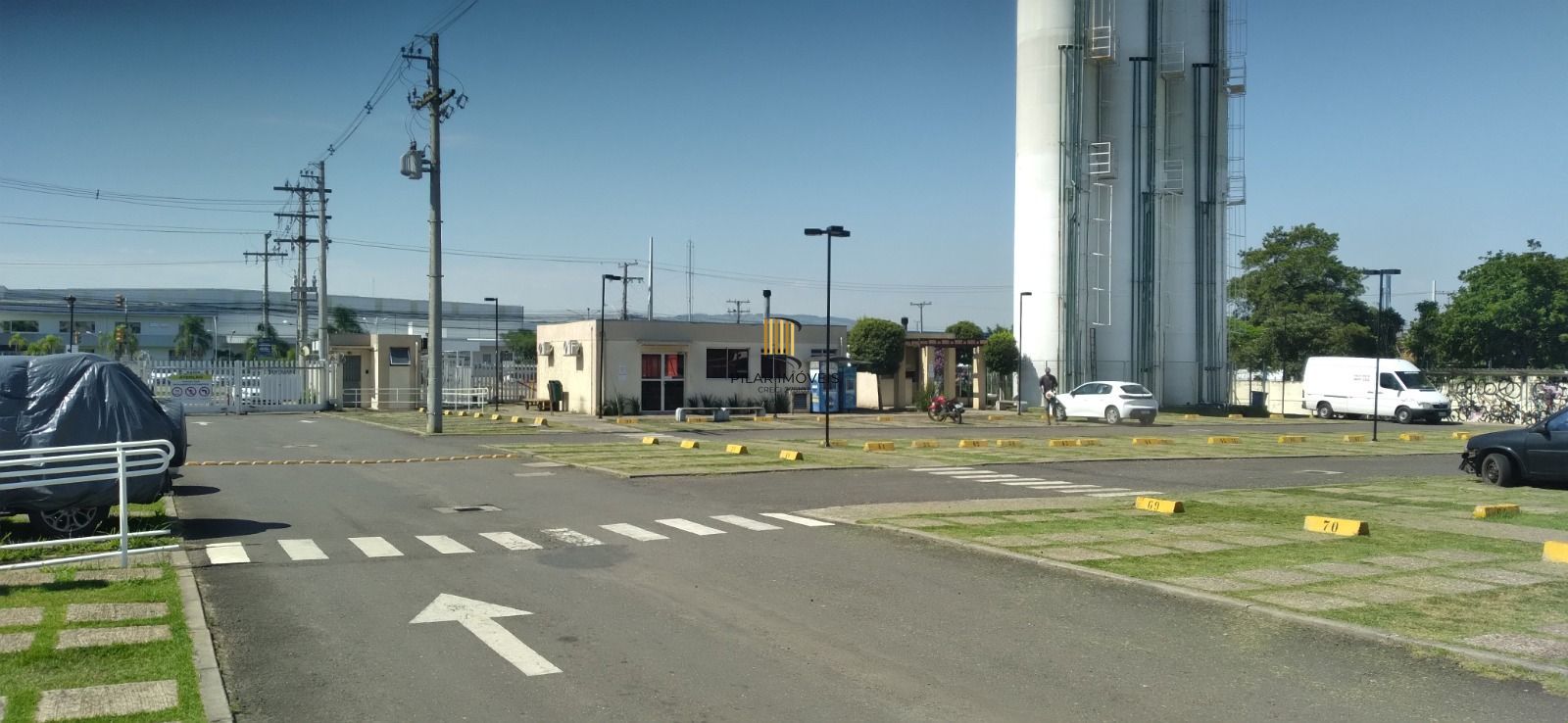 Apartamento com 02 quartos e 01 vaga no Bairro Sarandi