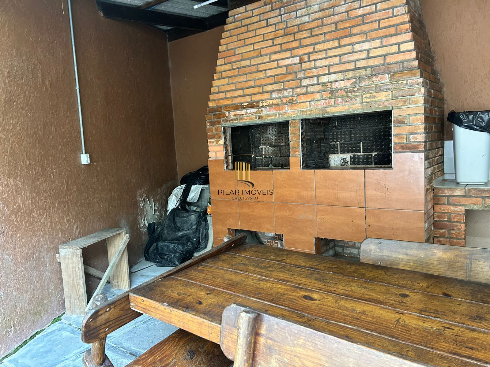 Casa 2 dormitórios no bairro Guarujá