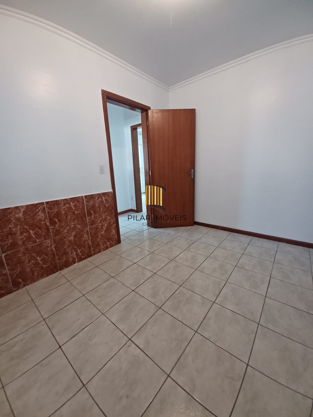 APARTAMENTO 2 DORMITÓRIOS – ÓTIMO ESTADO | LOCALIZAÇÃO PRIVILEGIADA