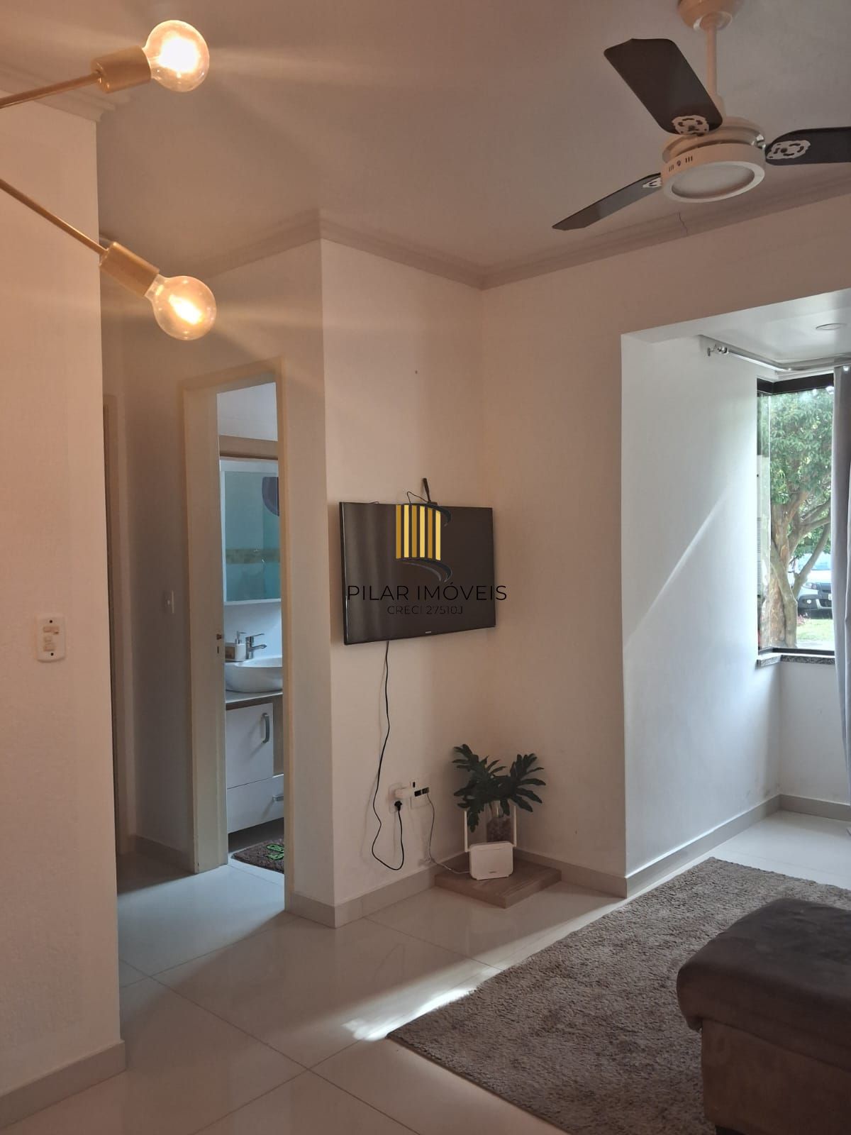 Apartamento de 02 quartos no Bairro: Teresópolis ao Lado do Shopping Bourbon