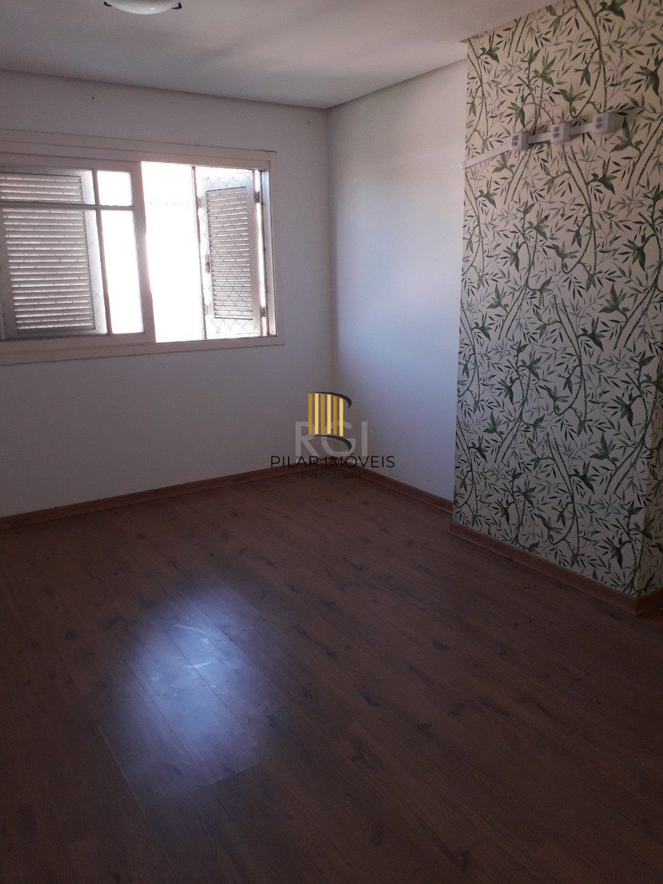 Casa para Venda - 205m², 2 dormitórios, sendo 1 suites, 2 vagas - Ipanema