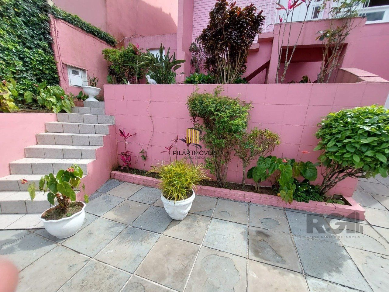 CASA 3 QUARTOS - ESPÍRITO SANTO - PORTO ALEGRE - RS