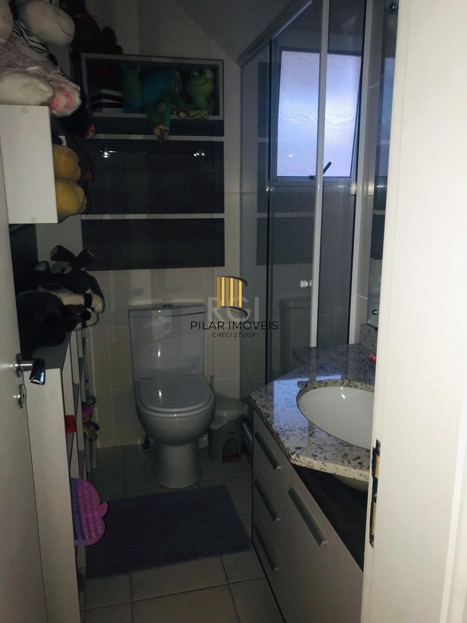Casa Condominio para Venda - 209.56m², 4 dormitórios, sendo 2 suites, 2 vagas - Teresópolis, Porto Alegre