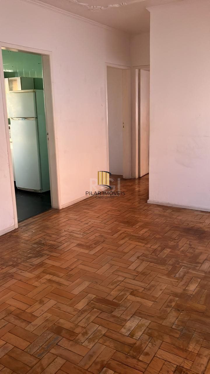 Apartamento de 2 dormitórios no bairro Passo d´Areia