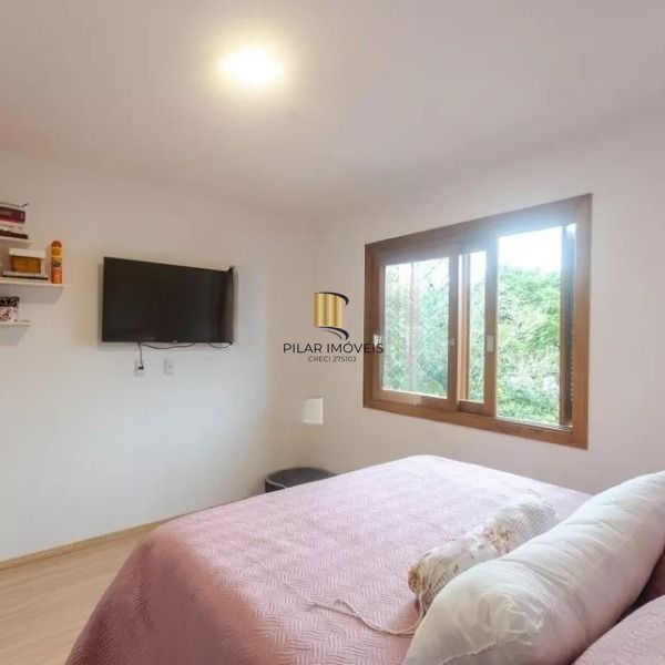 Casa em condominio com 2 vagas