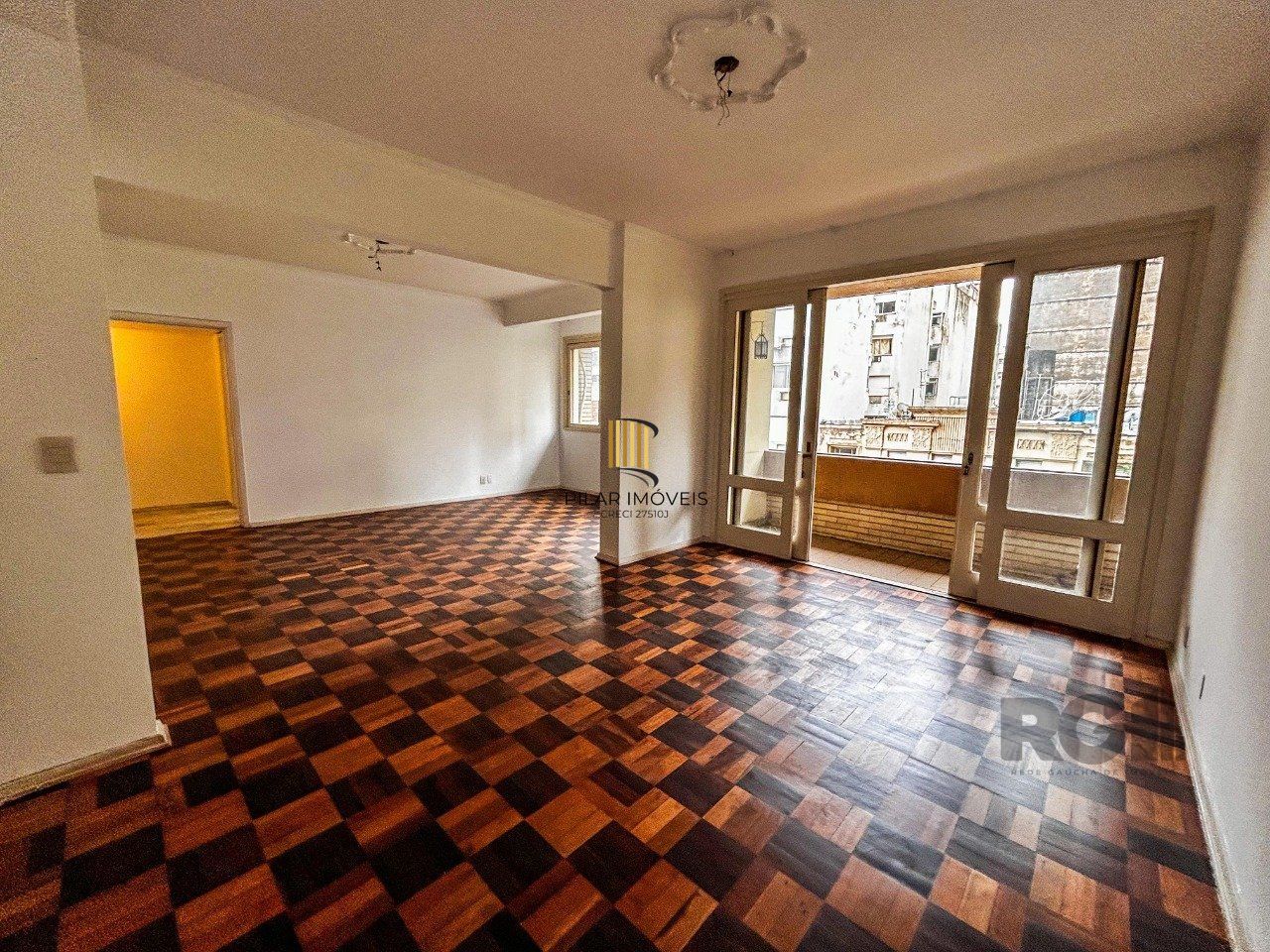 Apartamento no Centro de 3 dormitórios e vaga