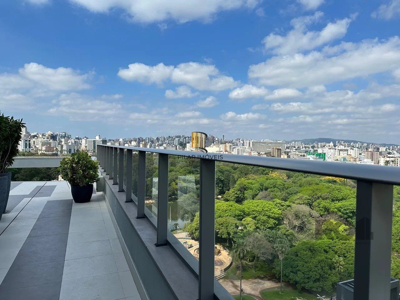 Apartamento Studio, mobiliado, com vaga para carro, 26,75m², na Cidade Baixa - Porto Alegre/RS