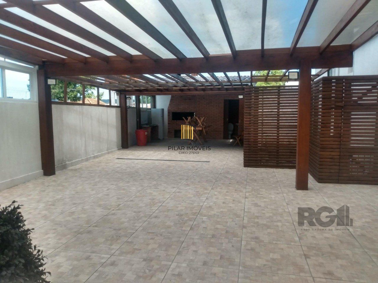 APARTAMENTO DE 2 DORMITORIOS REFORMADO BAIRRO SANTO ANTONIO - POA/RS