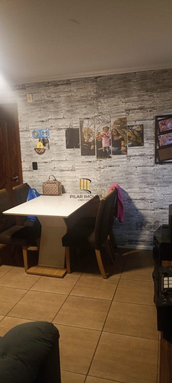 apartamento de 2 dormitórios com garagem coberto no bairro Teresópolis