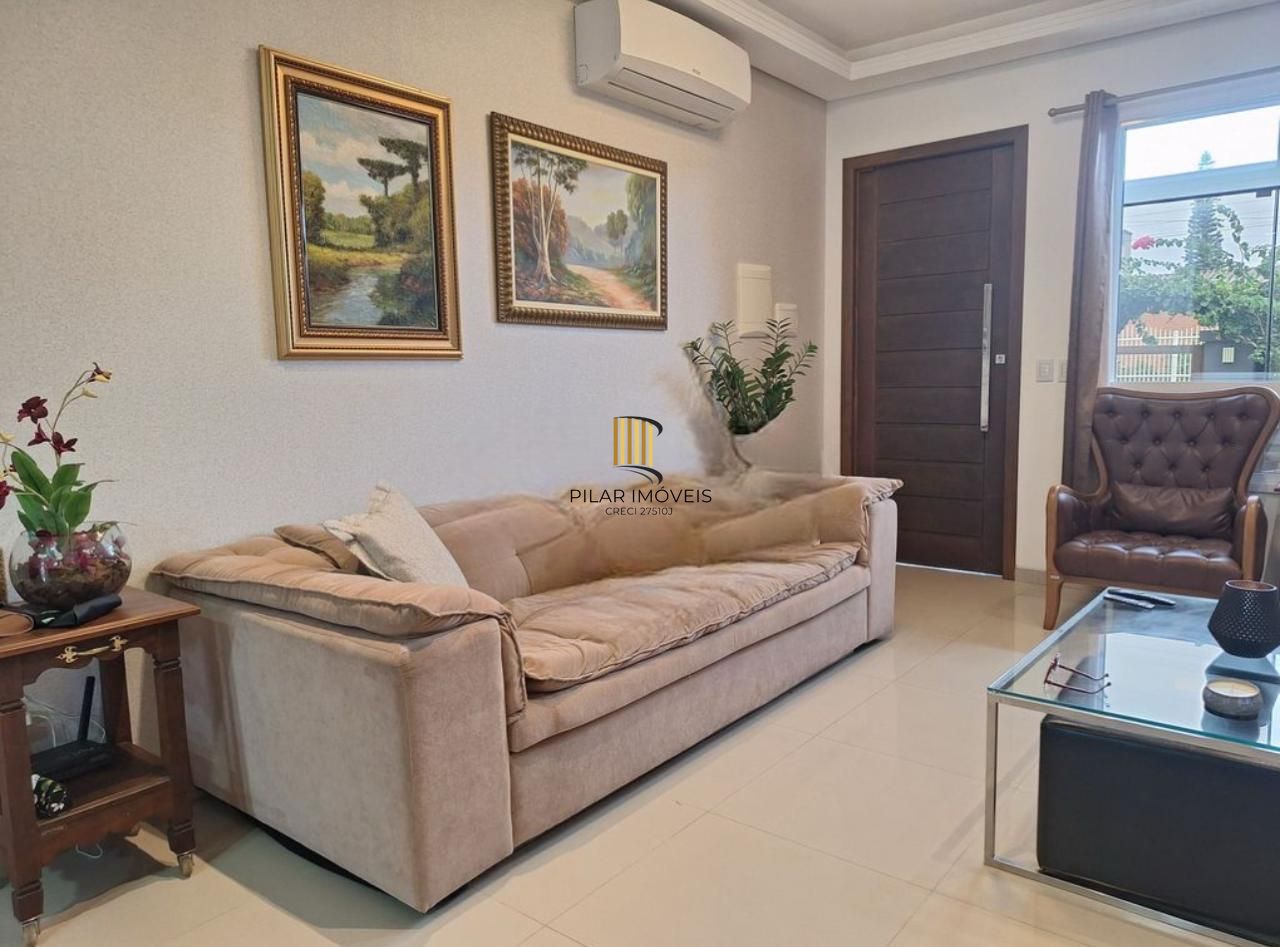 Casa na praia  Xangri-la c 222m2 privados  , 3 dormit, 2 Suites semi mobiliada c piscina. aceita imóvel como parte do pagamento em Porto Alegre