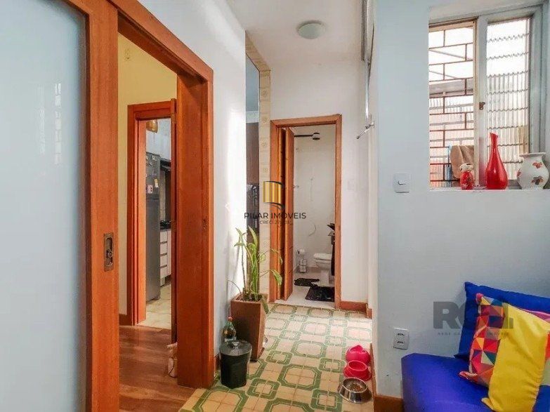 Apartamento Térreo com 02 dormitórios Na cidade Baixa em Porto Alegre/RS