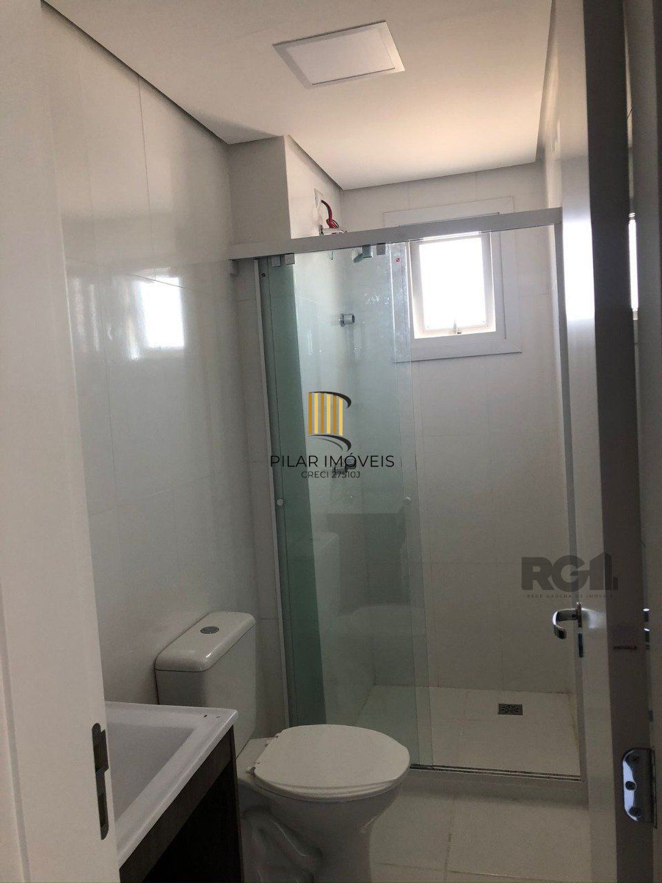 Apartamaento de 2 dormitórios, sala, cozinha, banheiro no bairro Marechal Rondon em Canoas