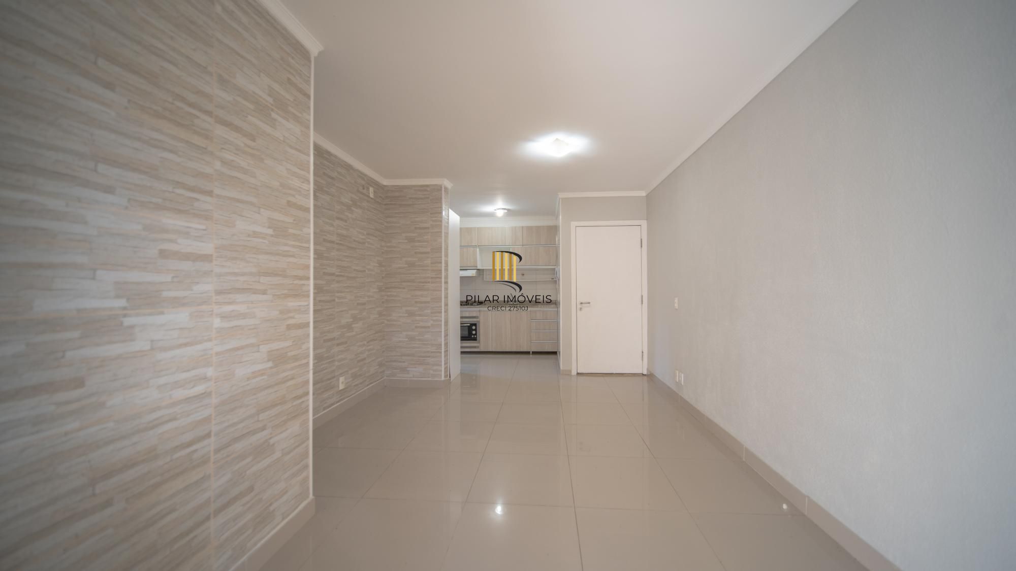 Apartamento Garden com 3 quartos e 107m² à venda em Teresópolis, Porto Alegre.