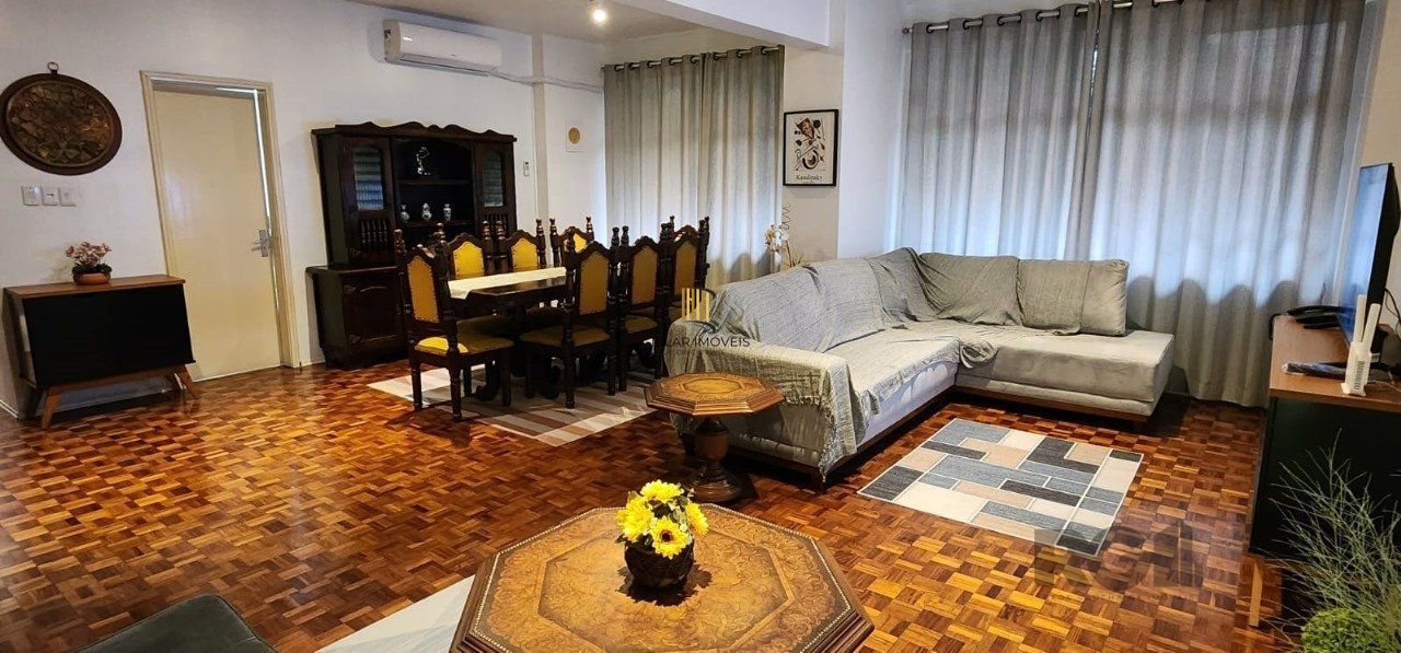 MEGA APARTAMENTO DE 169M² ,  COM SACADA, 3 DORMITÓRIOS, NO CENTRO DE PORTO ALEGRE -RS