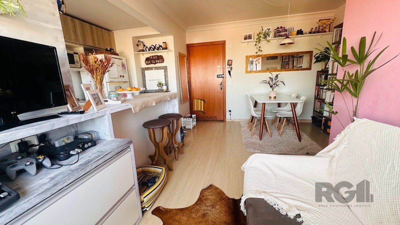 Apartamento 2 dormitórios no bairro Azenha
