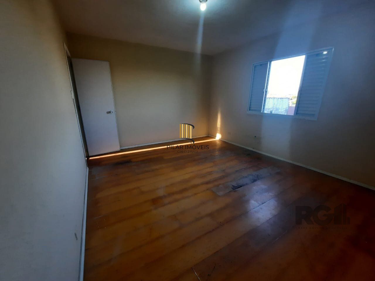 Casa 3 dormitórios no bairro Parque Amador