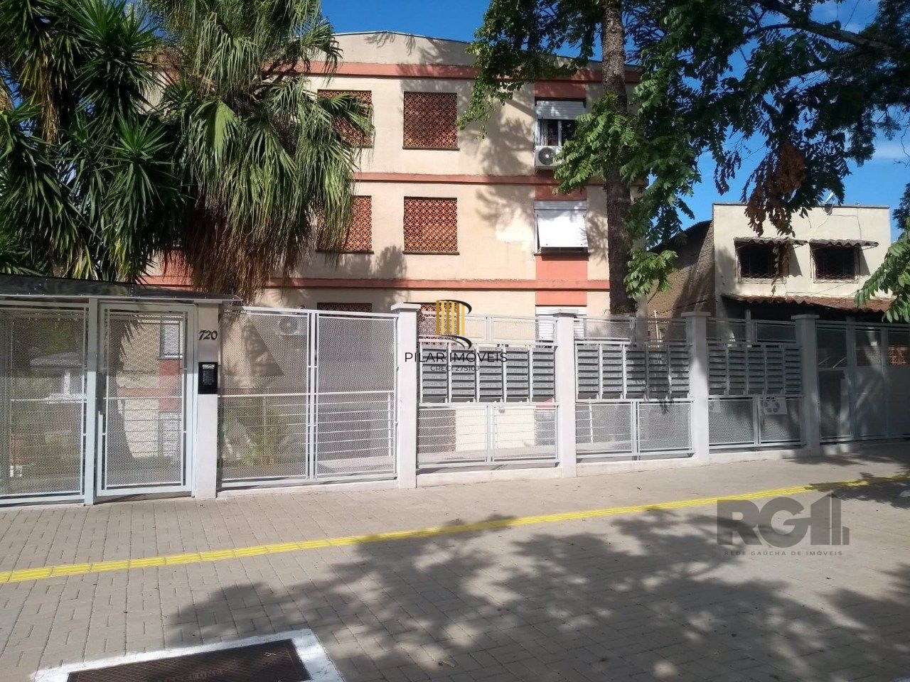 Apartamento 2 dormitórios no bairro Glória