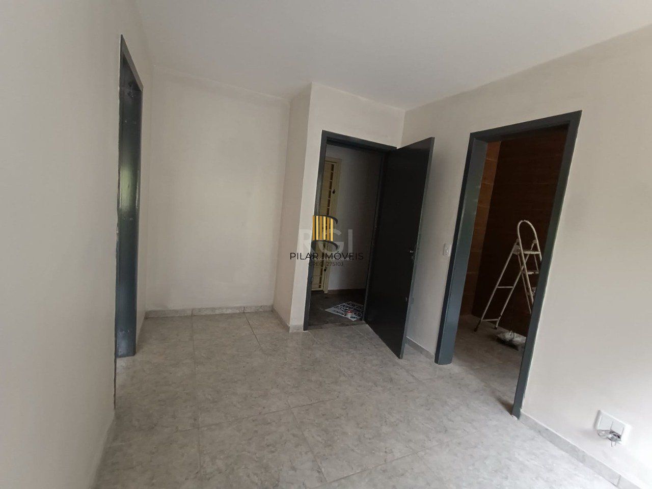 Apartamento para Venda - 33.3m², 1 dormitório, 1 vaga - Santo Antonio, Porto Alegre