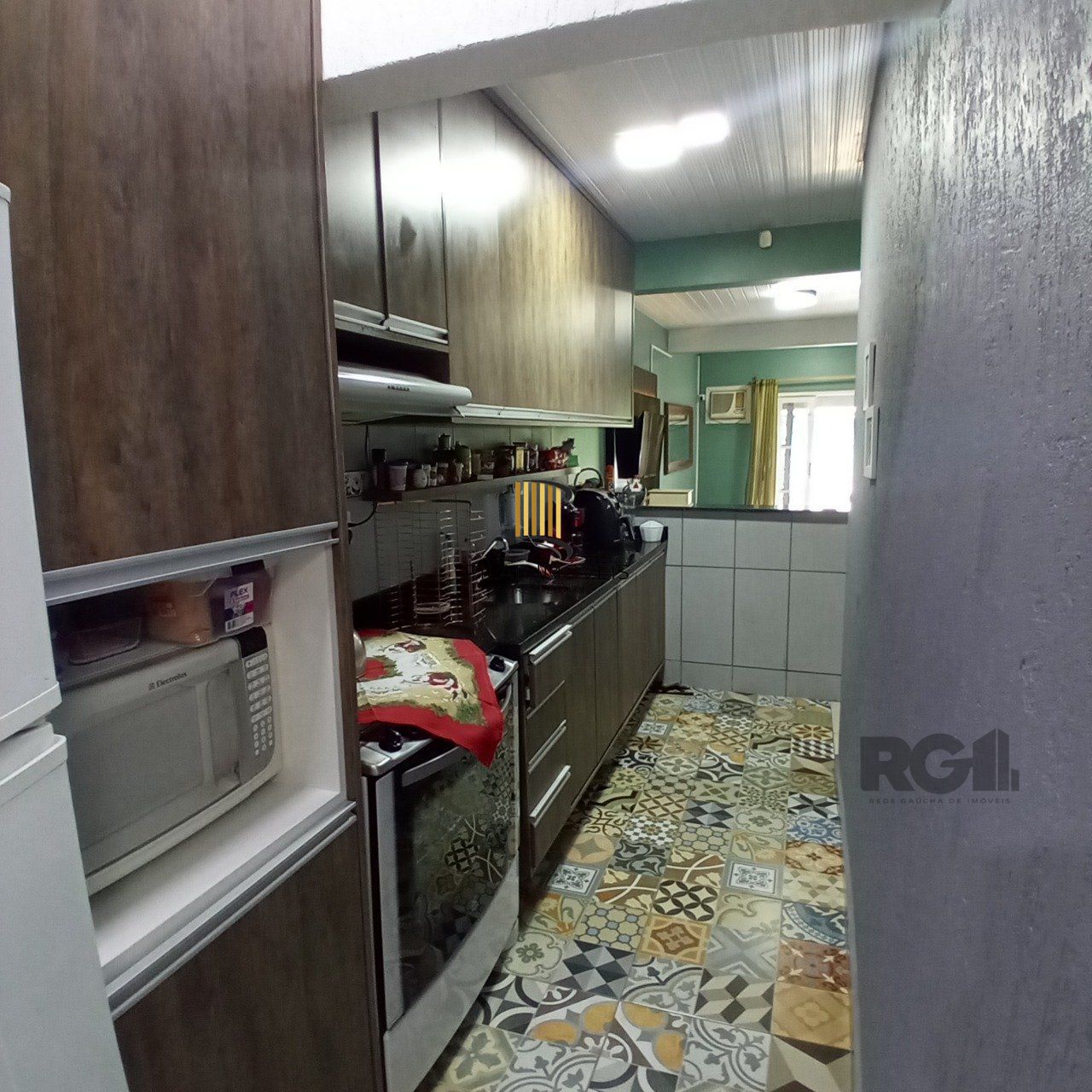 Casa para Venda - 97,95m², 4 dormitórios, 1 vagas - Hípica, Porto Alegre