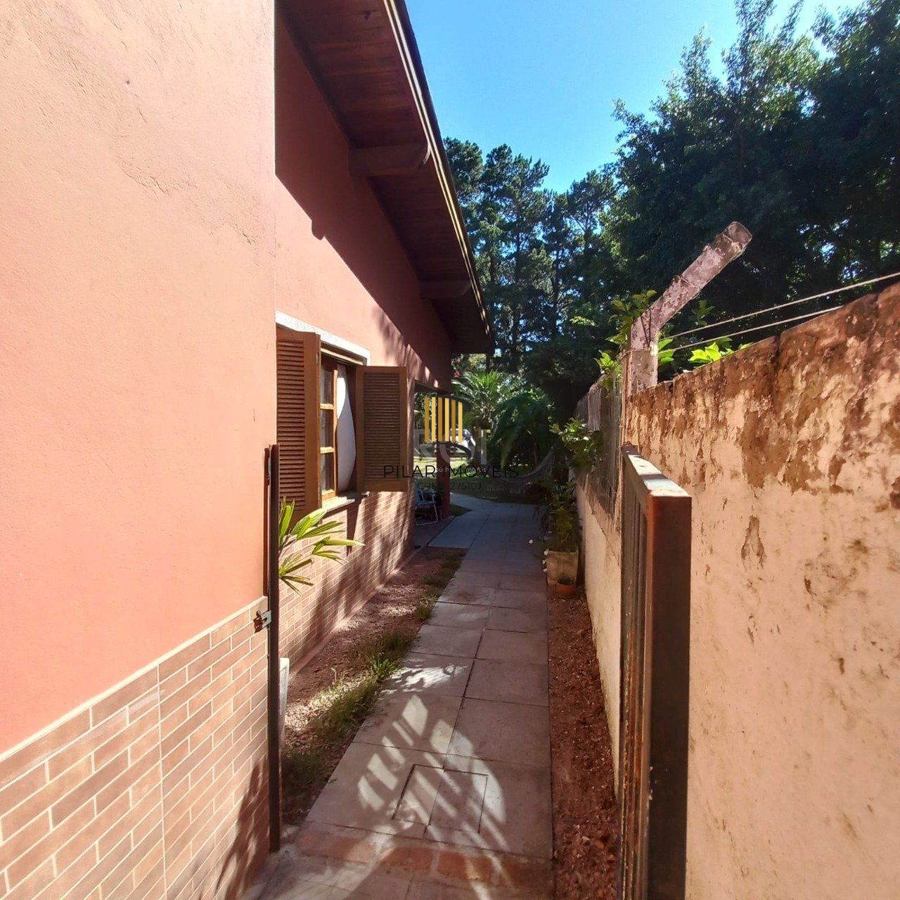 2 Casa com 4 quartos, 2 vagas de garagem, no bairro Belém Novo, Porto Alegre/RS     