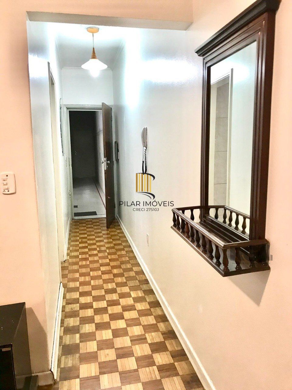Apartamento de 2 dormitórios no bairro Centro Histórico