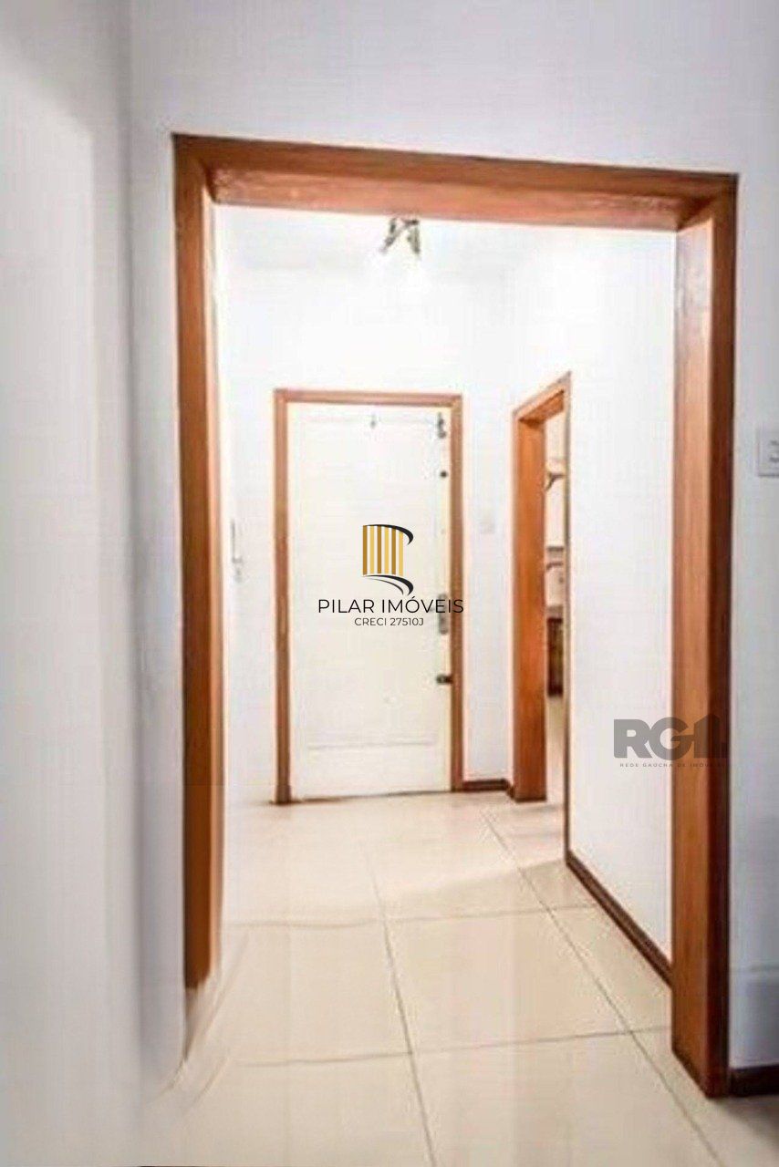Apartamento com 03 dormitórios no Bairro Rio Branco de Porto Alegre