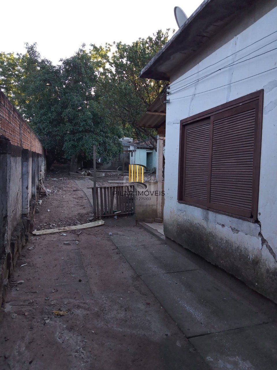 Casa para Venda - 748m², 3 dormitórios, 4 vagas - Belém Velho, Porto Alegre