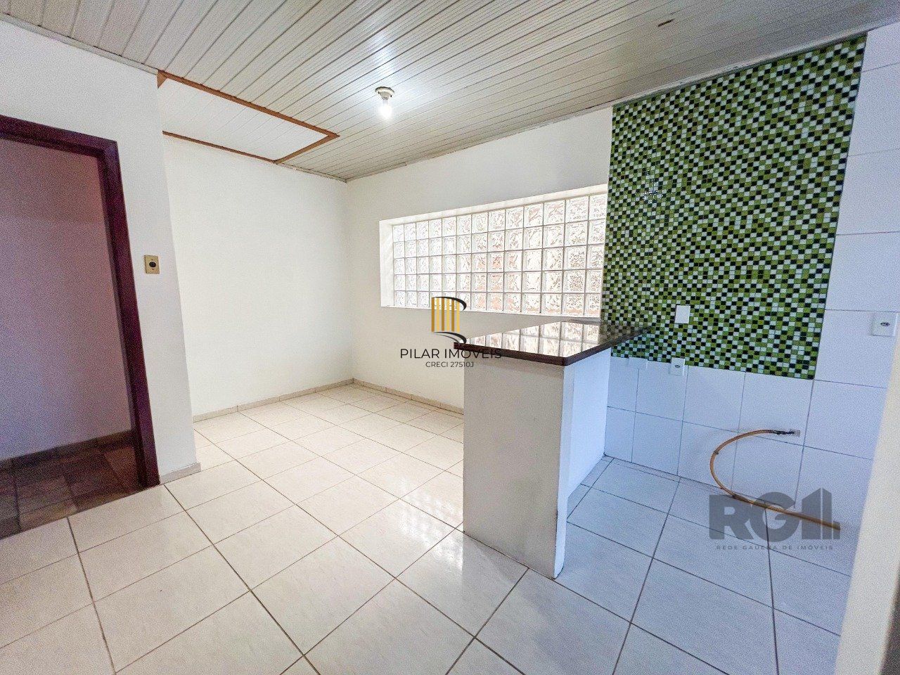 Casa 03 quartos, peças amplas,  03 dormitórios,  salão de festas -3 vagas - Cavalhada