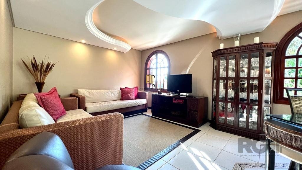 Casa de Condomínio 4 dormitórios no bairro Nonoai