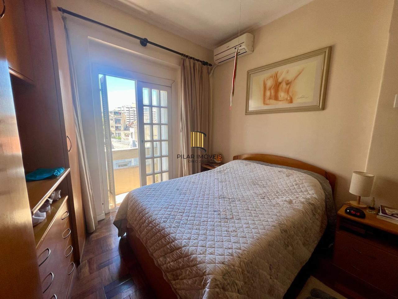 Apartamento 3 dormitórios com 80m2 no bairro Floresta.