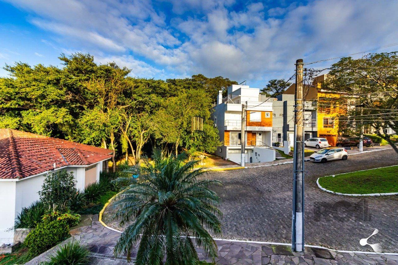 Casa de Condomínio 3 dormitórios no bairro Vila Nova