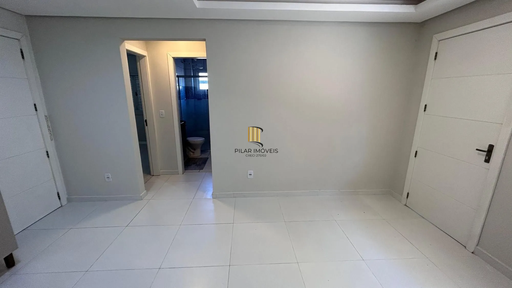 Apartamento 2 dormitórios no bairro Jardim Algarve