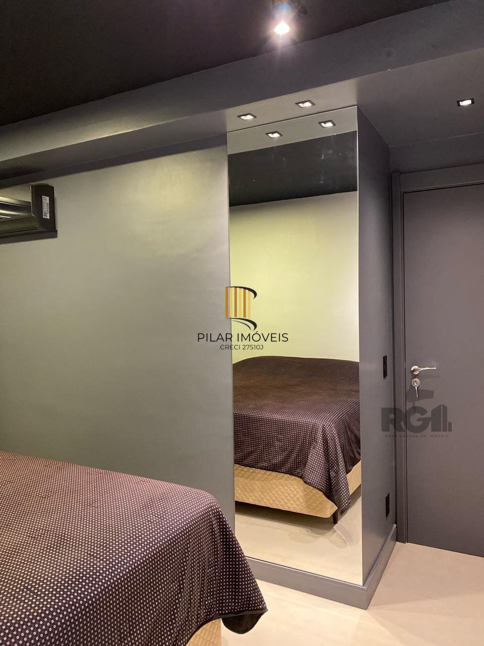 Apartamento 2 dormitórios no bairro Azenha